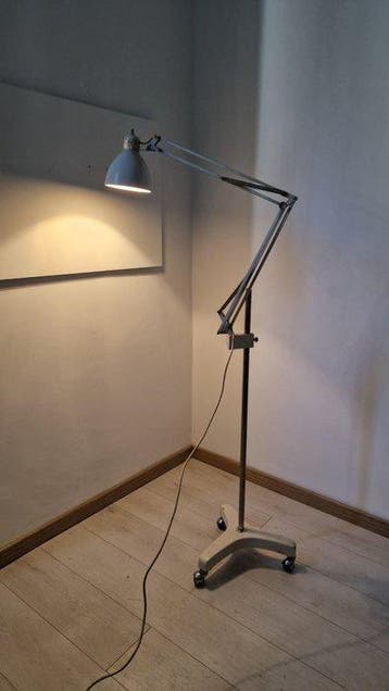 Staande lamp - piantana - IJzer, Aluminium