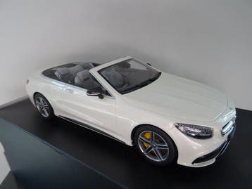 GT Spirit 1:18 - Modelauto - MERCEDES CLS 63 AMG Cabriolet -