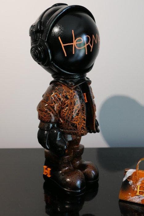 RichART - Astronaute version Hermès avec son sac, Antiek en Kunst, Kunst | Designobjecten
