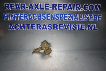 Opel Astra, Kadett E Combo/Max Achterdeurslot LH 90196802, Autos : Pièces & Accessoires, Habitacle & Garnissage, Verzenden