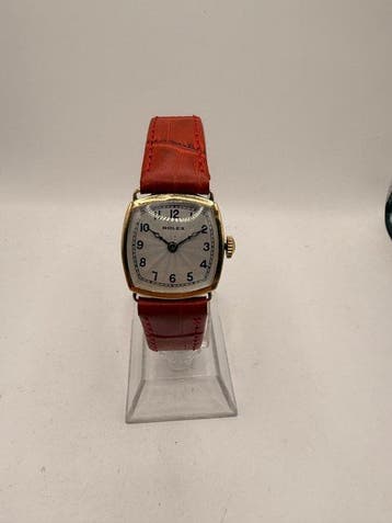 Rolex - Cushion Hunter Case - Dress - Prima Grade - 18k