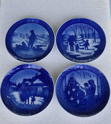 Royal Copenhagen - Plat (12) - Porcelaine - Plats de Noël, Antiquités & Art