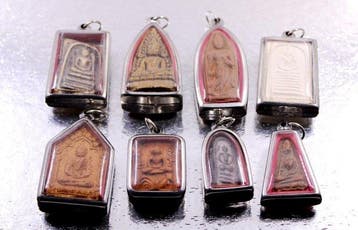 8 hangers, talismannen / amuletten voor meditatie,