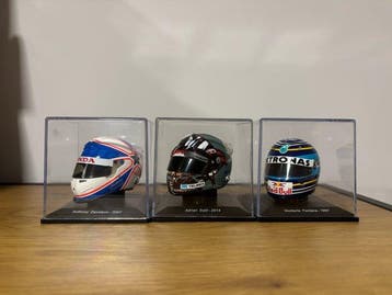 Spark 1:5 - Model sportwagen (3) - F1 Drivers Helmet Pack -