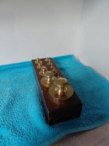 Balans of weegschaal (14) - Brons, Hout - Prachtig compleet