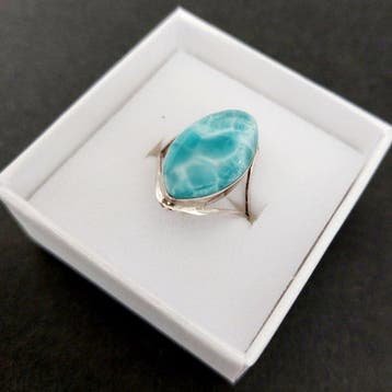Larimar de haute qualité sur argent massif 925. Superbe bleu