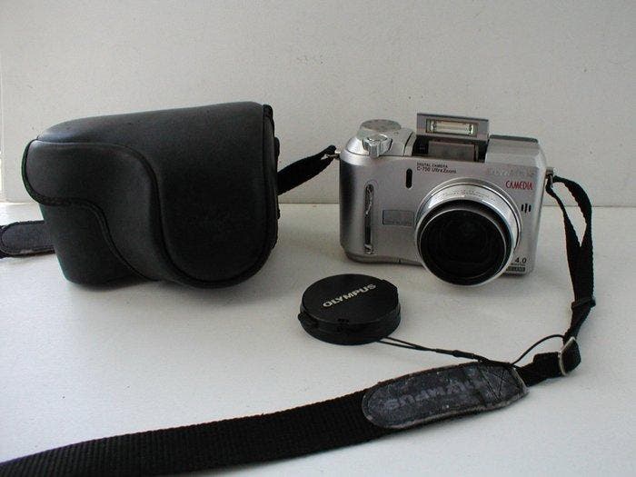 Olympus Camedia C-750 Ultra Zoom Digitale compact camera, TV, Hi-fi & Vidéo, Appareils photo numériques
