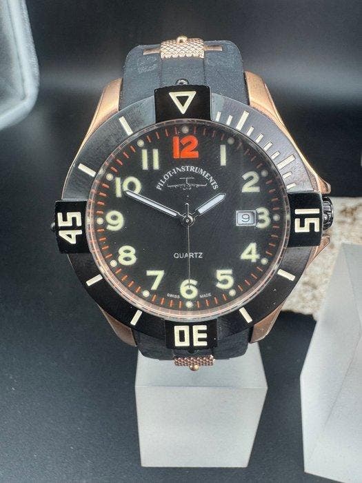Pilot Instruments Swiss Made - Swiss Team - Sans prix de, Handtassen en Accessoires, Horloges | Heren