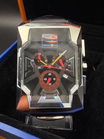 Watch - Renault - RENAULT F1 Team chronograph watch, Nieuw