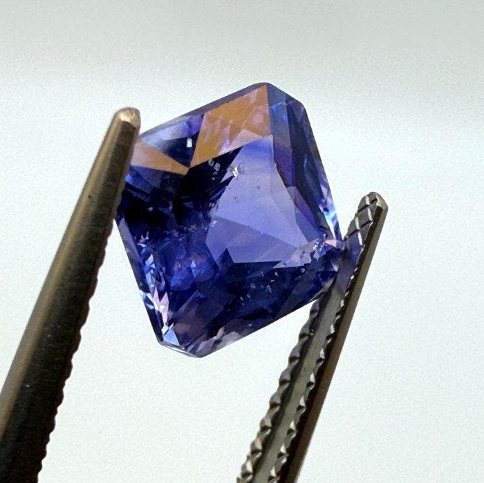1 pcs Blauw Saffier - 2.60 ct - International Gemological, Handtassen en Accessoires, Edelstenen