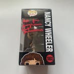 Stranger Things - Signed by Natalia Dyer, Nieuw