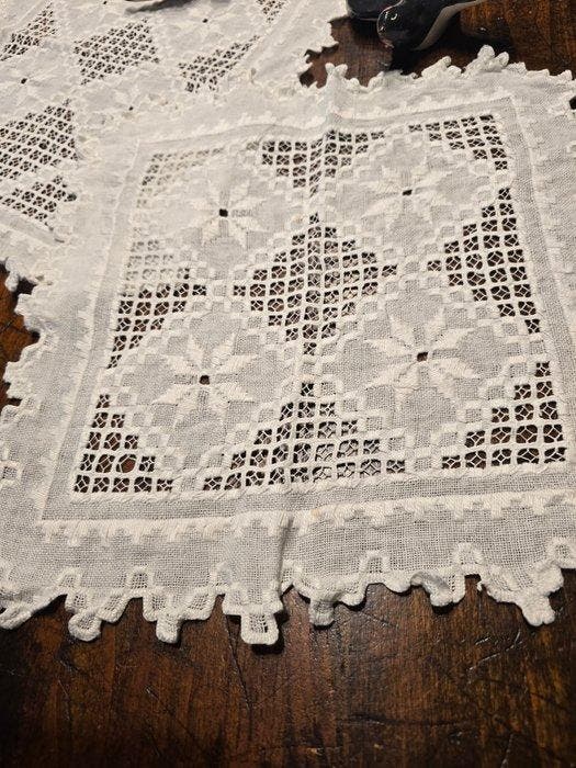 Borduurwerk (3) - 75 cm - 32 cm, Antiek en Kunst, Antiek | Tapijten, Tafelkleden en Textiel