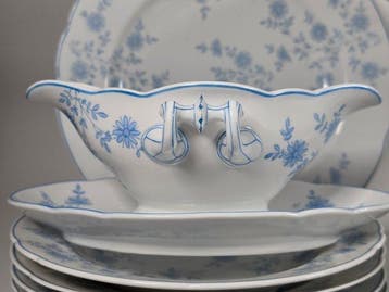 Antique Austrian Empire Pirkenhammer fine porcelain dinner, Antiek en Kunst