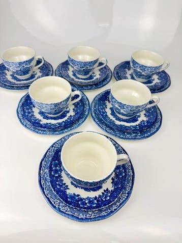 Wedgwood - Koffie- en theeservies (18) - Aardewerk - Enoch