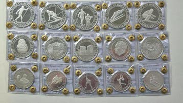 Joegoslavië. Republic. 500-250-100 Dinara 1982-1983-1984, Postzegels en Munten