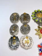 Collectie van memorabilia - Japanse vintage medailles en
