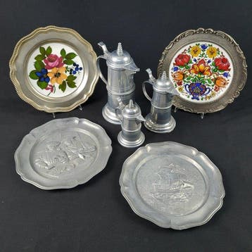 Deutsches Zinn-Set - Teller - Kan (7) - Porselein, Tin -, Antiek en Kunst