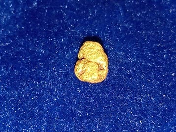 Massief afgerond sieraad - Goudklompje - Yukon Goud nugget -