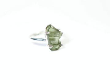 ring Moldaviet / nieuw - 3.52 g - (1)