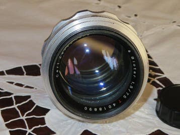 Carl Zeiss Jena Biotar 1,5 / 75 T rosso Appareil photo, Nieuw