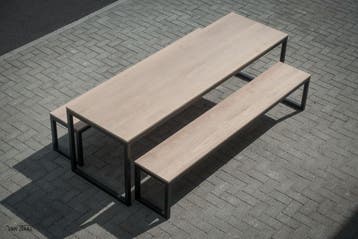 Stalen frame tafel - Design tafels, Huis en Inrichting, Nieuw