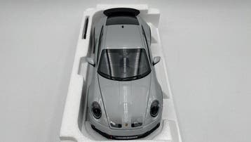Norev 1:18 - Modelauto - Porsche 911 Dakar 2023 - (cod.Y4), Nieuw