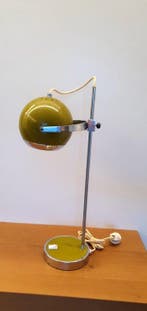 Lamp - gelakt metaal