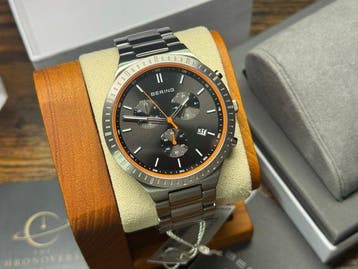 Bering - Classic Titanium Chronograph SAPPHIRE CRYSTAL -, Nieuw