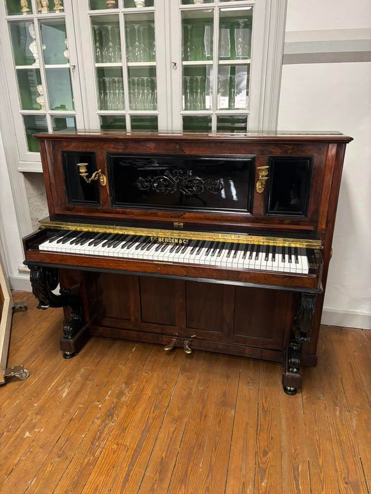 Berden antiek met nieuwe mechaniek, Musique & Instruments, Pianos, Piano, Enlèvement ou Envoi