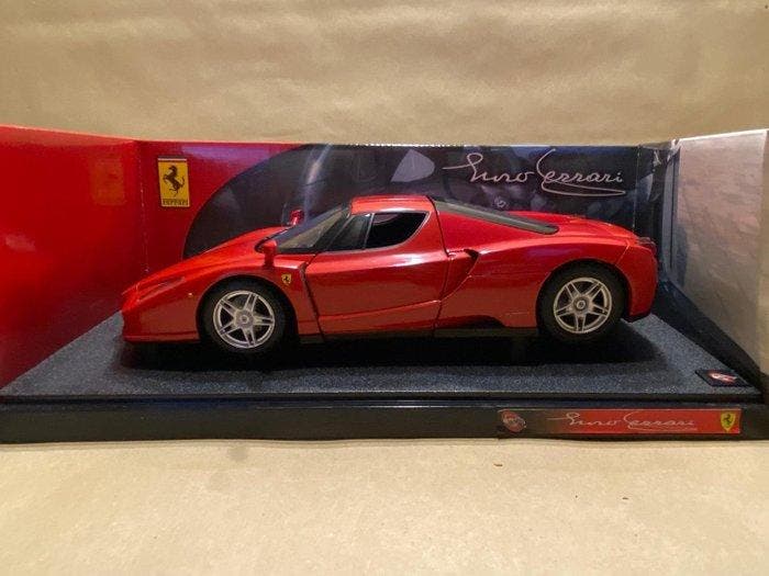 Hot Wheels 1:18 - Modelauto - Ferrari ENZO, Hobby & Loisirs créatifs, Voitures miniatures | 1:5 à 1:12