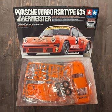 Tamiya - Jouet PORSCHE TURBO RSR TYPE 934 JAGERMEISTER -