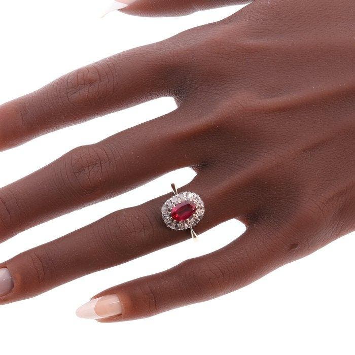 Ring - 18 karaat Geel goud - 1.00ct. tw. Robijn - Diamant -, Bijoux, Sacs & Beauté, Bagues