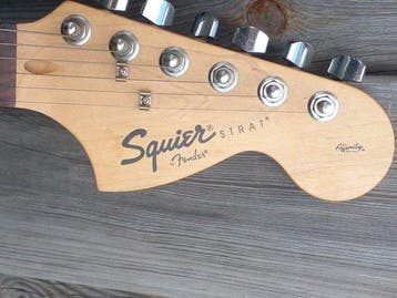 Squier - Stratocaster - - Elektrische gitaar - China - 2005, Muziek en Instrumenten, Nieuw