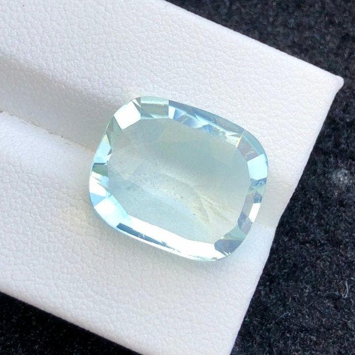 Zonder minimumprijs - 1 pcs Blauw Aquamarijn - 8.85 ct -, Handtassen en Accessoires, Edelstenen