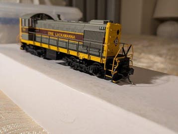 Atlas H0 - 10 001 470 - Locomotive diesel (1) - Alco 52 -