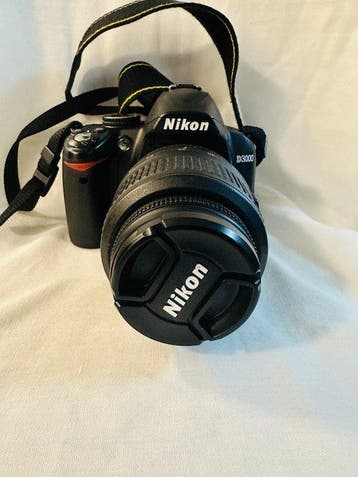 Nikon D3000 DX NIKKOR 18-55mm f/3.5-5.6G kit lens Digitale, Nieuw