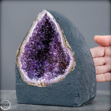 Rariteit uit Uruguay – amethistdruse met perfecte Kristal-