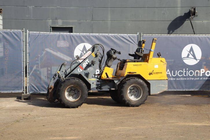 Veiling: Kniklader Giant V451T Diesel 45pk 2005, Zakelijke goederen, Machines en Bouw | Kranen en Graafmachines, Ophalen