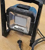 Makita DML805 LED Bouwlamp Werklamp 18V + 230V Netstroom, Gebruikt, Met statief, Ophalen of Verzenden, Lamp met armatuur