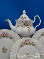 Royal Albert – „Moss Rose“ – Tee-Service aus Bone China mit