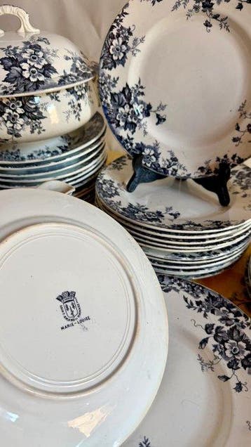 SAINT AMAND et HAMMAGE - Eetservies (38) - Exclusive -Modelè