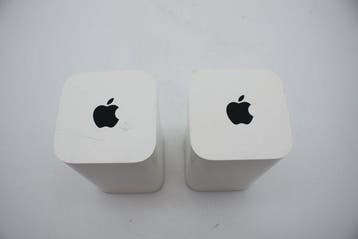 Lot of 3 vintage Apple devices: 2X AirPort Xtreme (6th gen), Nieuw