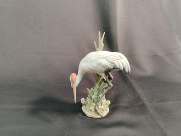 Lladró - Beeldje - Grue parmi les roseaux et fleurs, réf.