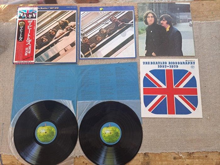 Beatles - The Beatles / 1967-1970 - 2x albums LP (double, Cd's en Dvd's, Vinyl Singles