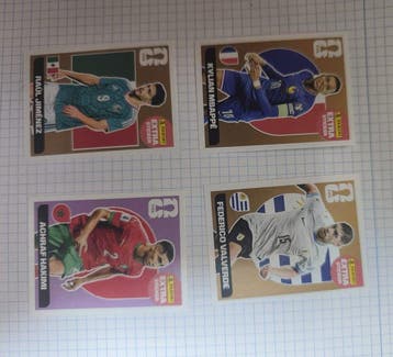 2026 Panini Mundial Mbape (bronce); Valverde (bronce),, Verzamelen, Stickers, Nieuw
