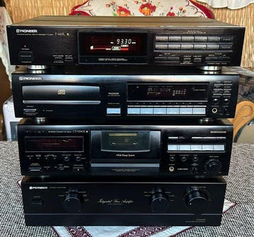 Pioneer - F-449L / PD-203 / CT-S550S / A-300X Stereoset -
