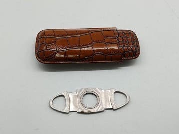 COHIBA - Fume-cigare - Rarissime Porte-cigars COHIBA en cuir