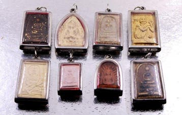 8 hangers, talismannen / amuletten voor meditatie,