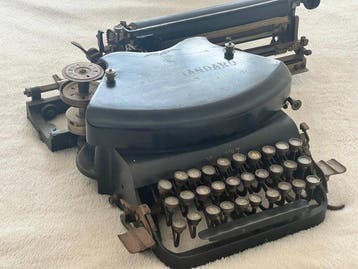 Adlerwerke. H. Kleyer AG - Adler model 7 - Typemachine -