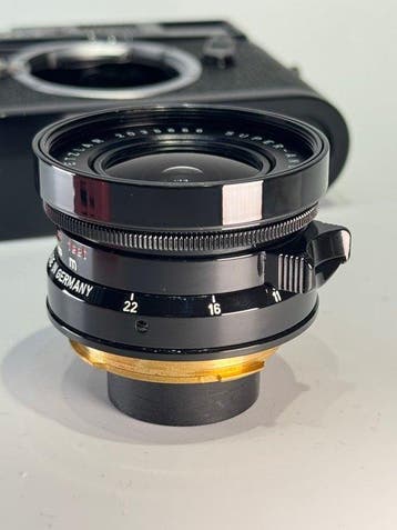 Leitz Super-Angulon 1:3.4/21 Cameralens